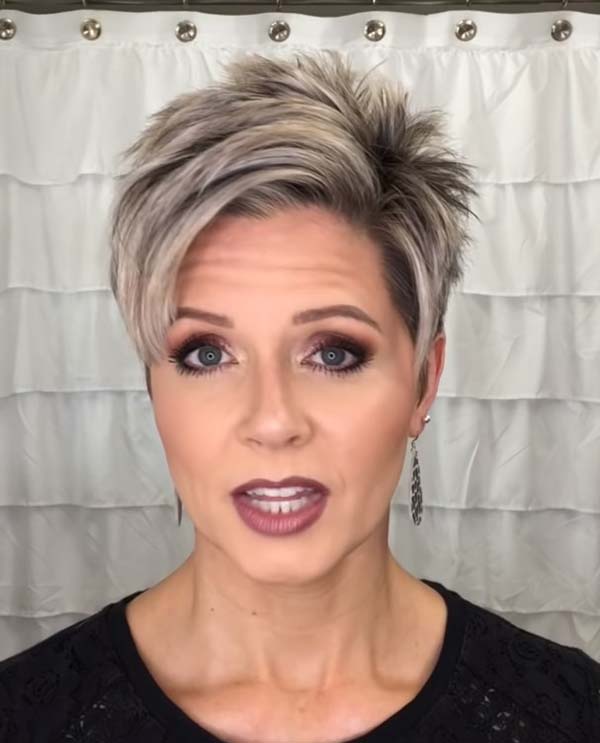 Top 102+ Pictures Pictures Of Short Haircuts For Older Women Sharp